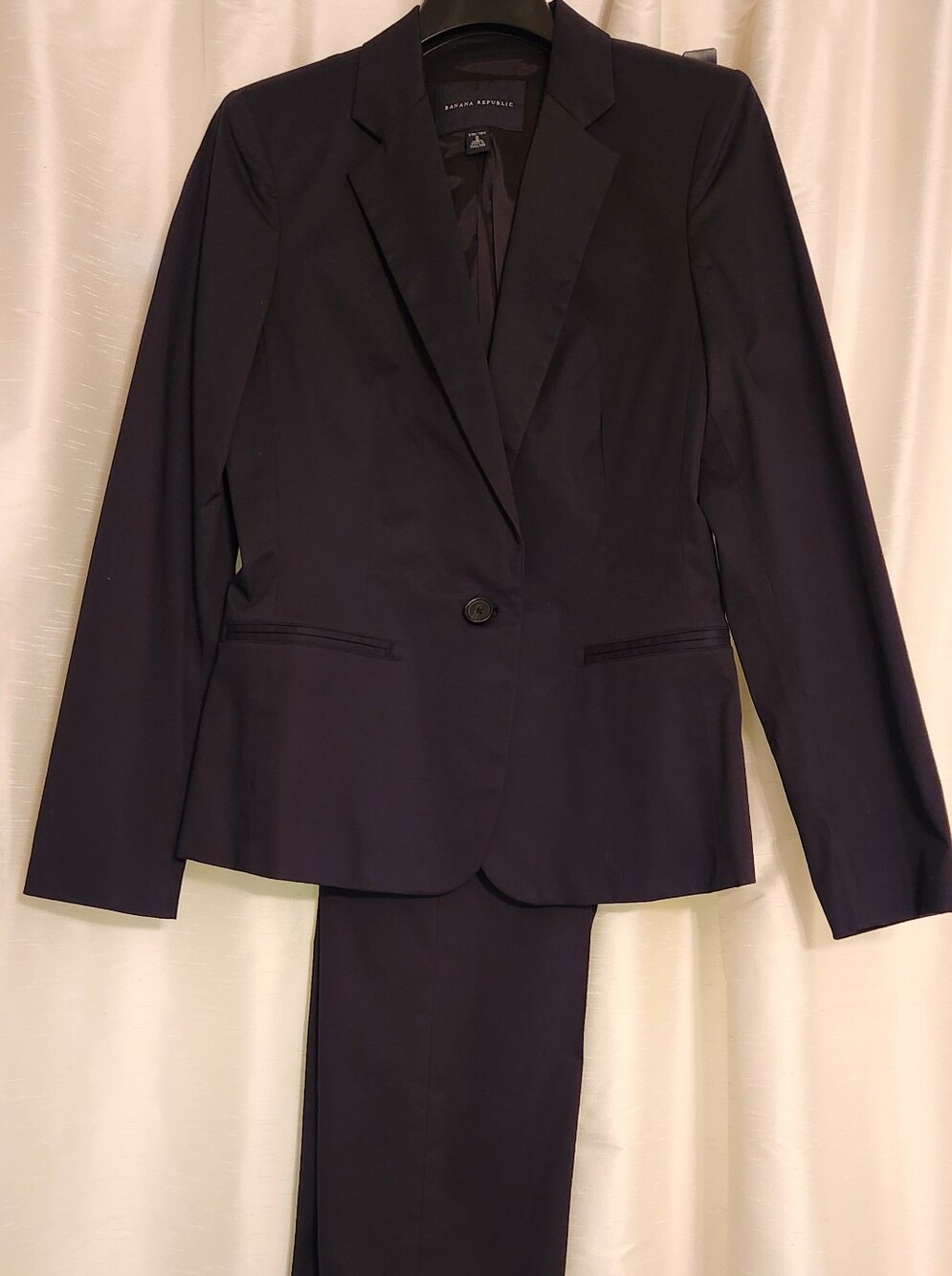 Banana Republic Women's Black Martin Fit Suit